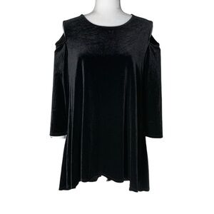 Black Cut out Shoulder Long sleeves Tunic Velvet Blouse